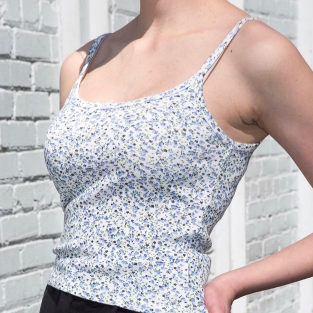 NEW! Brandy Melville floral tank!